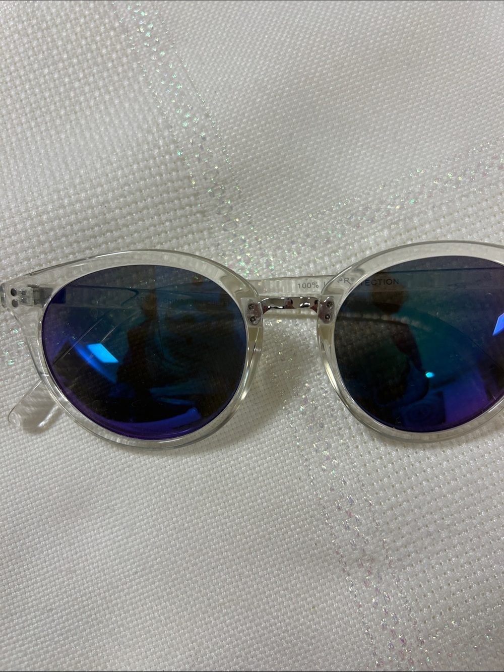 Two Pairs Sunglasses - Clear Round Mirrored + Black Wayfarer image 3